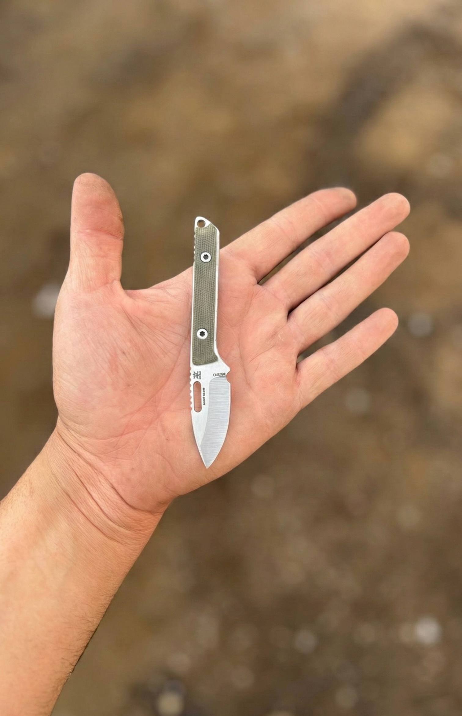 کارد گردنی ۱۴ سانتیمتری